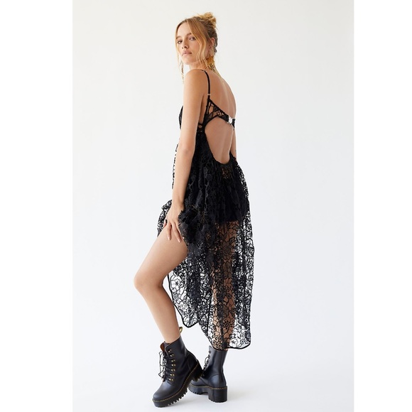 For Love And Lemons Cutout Embroidered Midi Dress - Picture 2 of 4